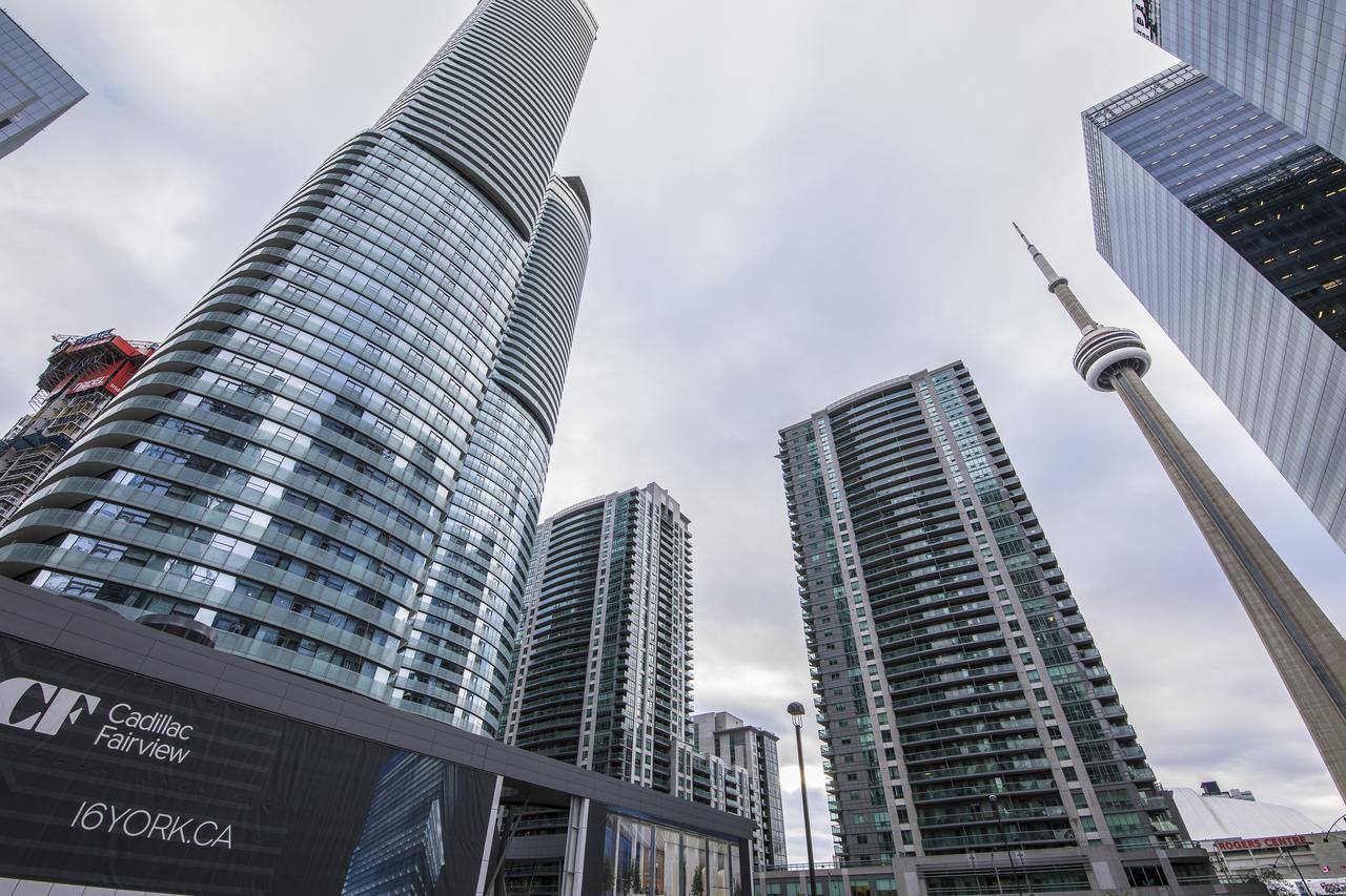 Royal Stays Condominiums - Upscale Downtown Suites Toronto Esterno foto