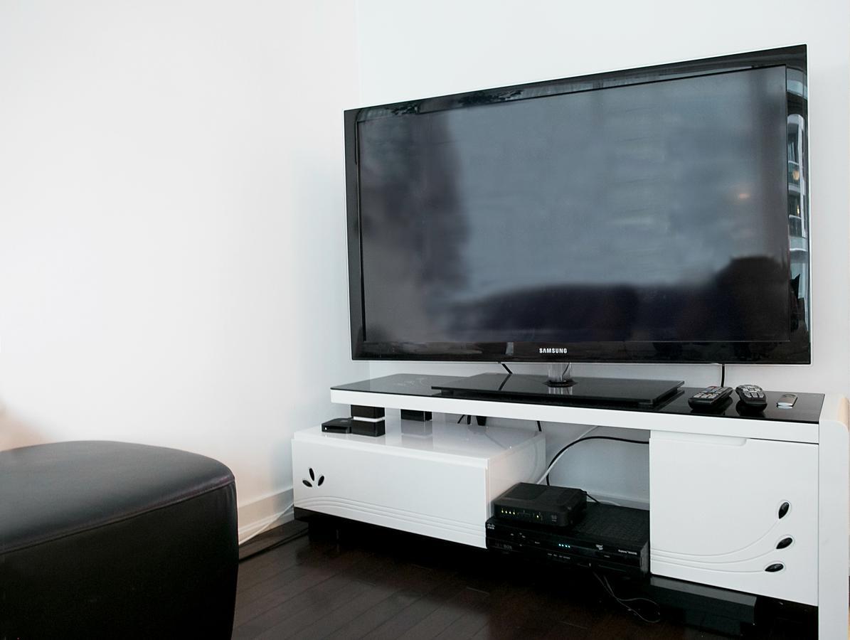 Royal Stays Condominiums - Upscale Downtown Suites Toronto Esterno foto